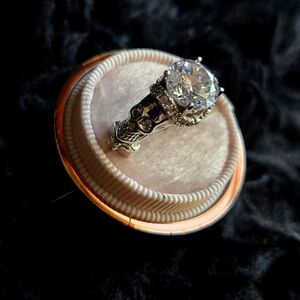 Skull Diamond Ring